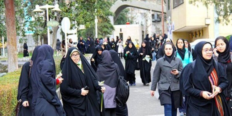 چراغ ۲۱ هزار رشته دانشگاه‌ها خاموش شد