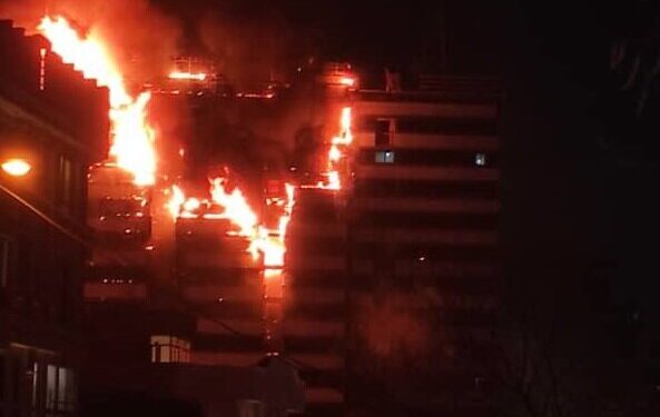 نمای کامپوزیتی؛ عامل بزرگی آتش سوزی بیمارستان گاندی