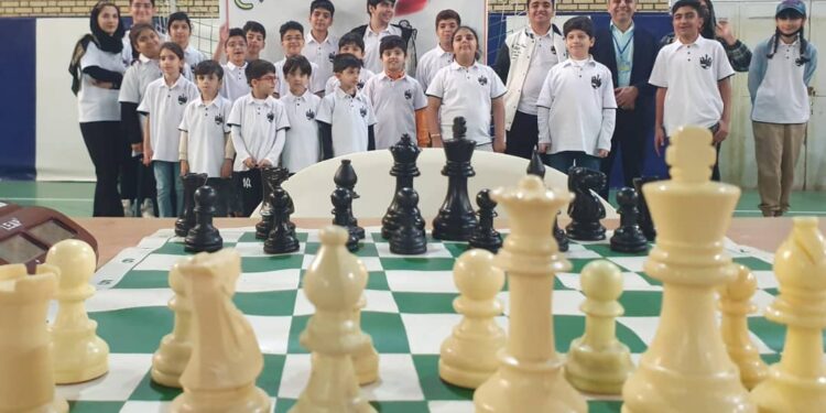 حضور تیم شطرنج شهرستان دزفول در مسابقات ریتد کشوری اندیمشک 