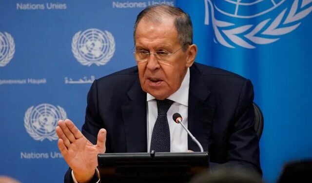 لاوروف: میخواهیم به برقراری گفتوگوی مستقیم بین اسرائیلیها و فلسطینیها کمک کنیم