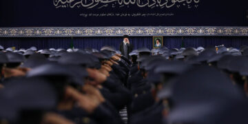 گزیده بیانات رهبر انقلاب در دیدار فرماندهان نیروی هوایی ارتش