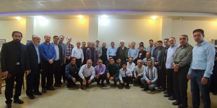 مراسم  کتابت و احادیث ماه مبارک رمضان در دزفول برگزار شد.