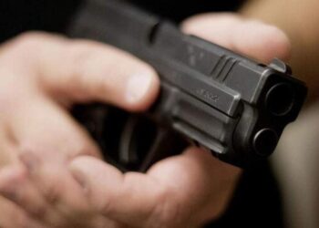 اسلحه‌کشی ترک‌ها برای کشتی‌گیر ایران پس از درگیری در سالن!