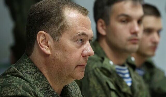 مدودف: قطعا اوکراین متعلق به روسیه است/خبری از مذاکره با زلنسکی نیست