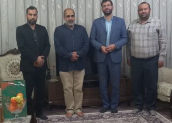 دیدار با ۲ پیشکسوت هنر انقلاب اسلامی در خوزستان / تجلیل از هنر متعهد و انقلابی