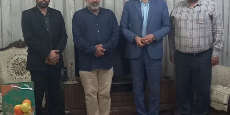 دیدار با ۲ پیشکسوت هنر انقلاب اسلامی در خوزستان / تجلیل از هنر متعهد و انقلابی