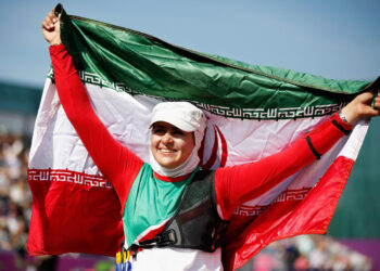 بازگشت زهرا نعمتی به اردوی پاراتیروکمان