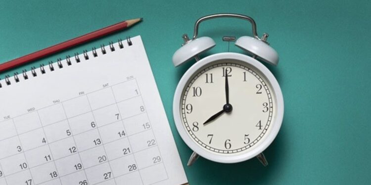 ساعت کار ادارات از ۱۵ خرداد تغییر می‌کند