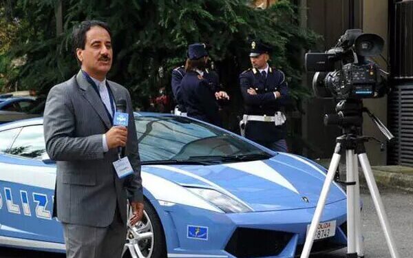 خبرنگار معروف: تابعیت ایتالیایی ندارم!