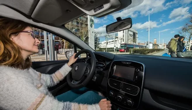 برای زنده ماندن، مانند زنان رانندگی کنید