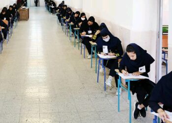 مصیبت دانش آموزان برای دریافت کارت ورود به جلسه ، آموزش و پرورش: با شناسنامه در آزمون حضور یابید