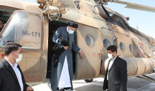 آخرین اخبار درباره وقوع سانحه برای بالگرد حامل رییس جمهور بالگرد حامل رئیس جمهور دچار سانحه شد/گروه های امدادی در تلاش برای رسیدن به محل حادثه هستند