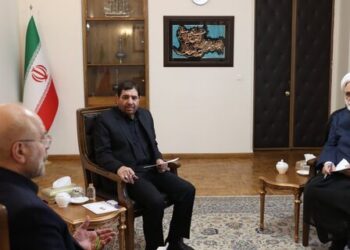 جلسه فوق العاده سران قوا به میزبانی معاون اول رئیس جمهور برگزار شد راه آیت الله رئیسی را بدون هیچ خللی دنبال خواهیم کرد