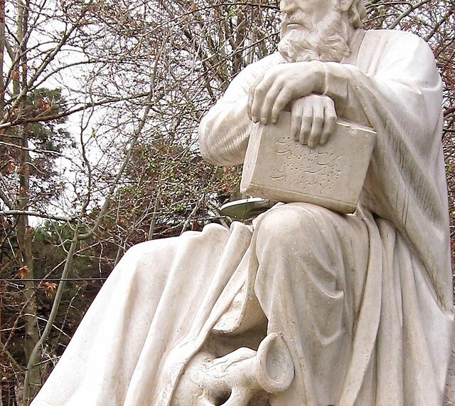 خیام در وهم تاریک تاریخ