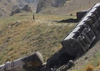 مسدودشدن ریل راه‌آهن جنوب کشور