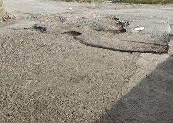 ورودی بلوطک شیخان ایذه سردرگمی برای مردم و شهروندان را کلافه کرده است