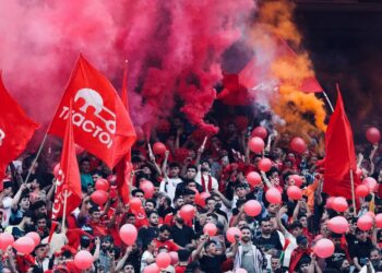 داستان تکراری مالک تراکتور برای فرار از فشار هواداران