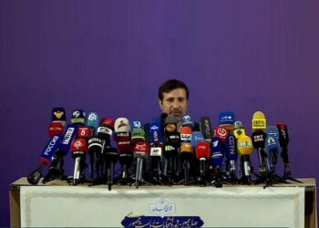 در نشست خبری با حضور رسانه‌های داخلی و خارجی طحان نظیف: شورای نگهبان آرای مردم را حق‌الناس و خود را پاسدار آن می‌داند