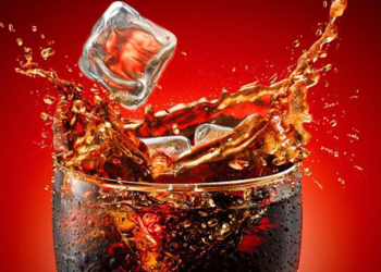 هشدار/ افزایش پیشرونده مصرف نوشابه های گازدار و نوشیدنی های شیرین