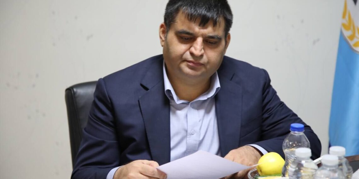 رضازاده از پاراوزنهبرداری رفت