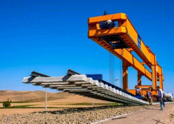 بخش نهایی خط دوم راه آهن اهواز _ اندیمشک افتتاح شد