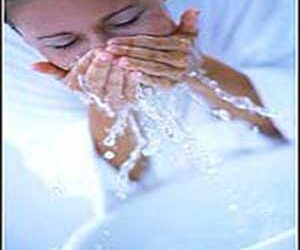 سرطان پوست در کمین است از ساعت ۱۰ لغایت ۱۶ در برابر تابش خورشید قرار نگیرید