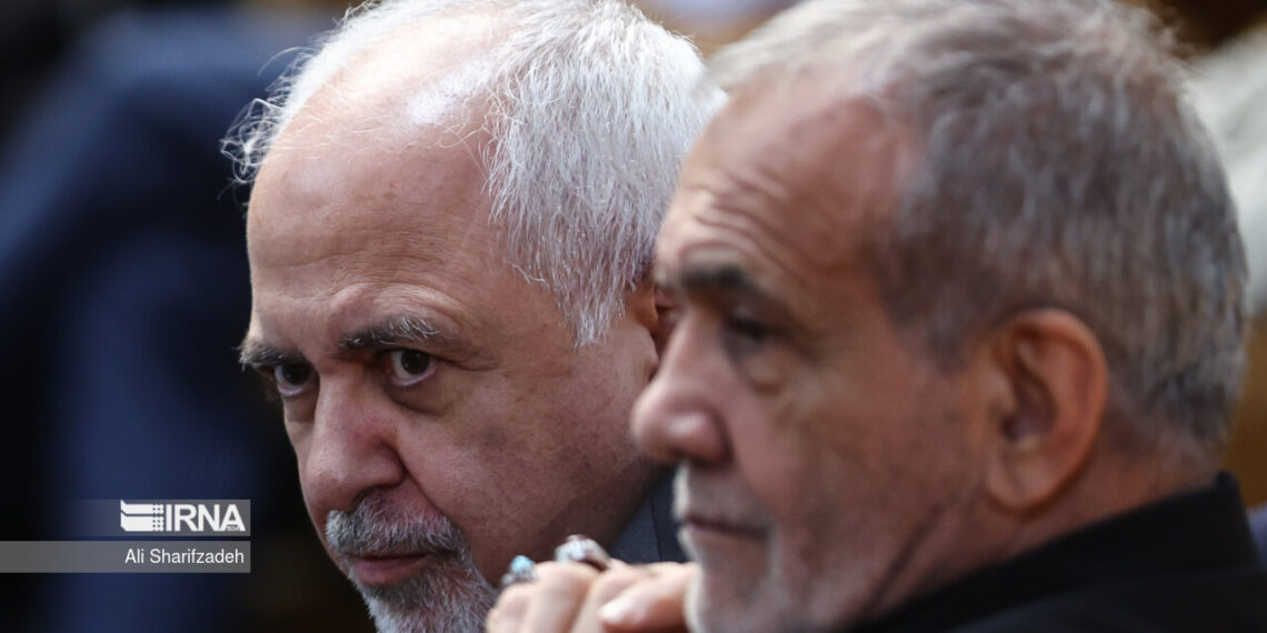 ظریــف معاون راهبردی رئیس جمــهور شد