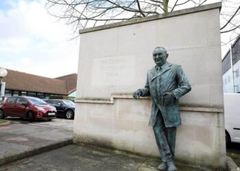 سفر از استوک مندویل تا پاریس: چگونه دکتر لودویگ گاتمن پایه‌گذار بازی‌های پارالمپیک شد