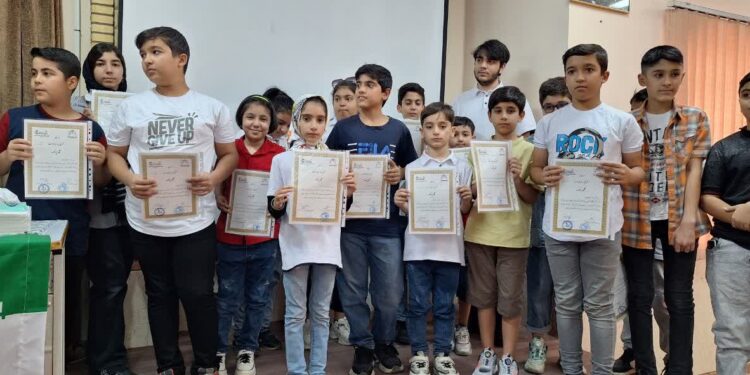 همایش تجلیل و تقدیر از مقام آوران مسابقات کشوری شطرنج شهرستان دزفول