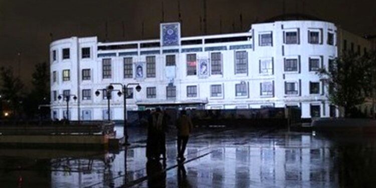 شهردار بخواب که روابط عمومی بیدار است