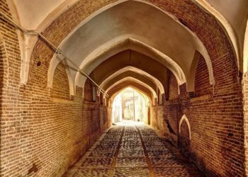 مرمت ۲ ساباط تاریخی دزفول آغاز شد