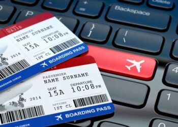 سخنگوی سازمان هواپیمایی خبر داد اخذ عوارض ۱۰ یورویی از مسافران پروازهای خارجی/ این عوارض جدا از عوارض خروج از کشور است