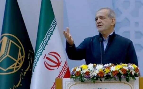 سی و هشتمین کنفرانس بینالمللی وحدت اسلامی پزشکیان: دست در دست یکدیگر دهیم و متجاوزان را بیرون کنیم