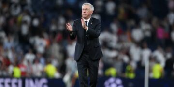 کارلتوی ِ خوشحال و خرسند