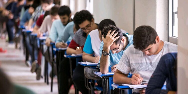 خبر خوش معاون رئیس جمهور در خصوص محرومین از کنکور