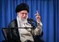 حضرت آیت الله خامنه‌ای در دیدار خانواده‌های شهدای امنیت: باید قدرت ملت ایران و جوانان کشور را به رژیم صهیونیستی فهماند