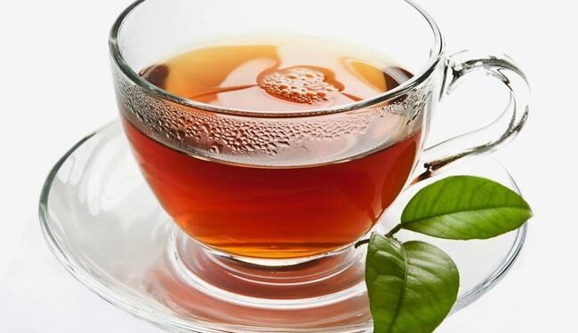 عوارض مصرف بیش از حد چای سیاه برای سلامت بدن