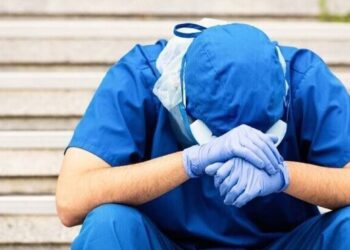 دلیل خانه نشینی ۵۰ هزار پرستار