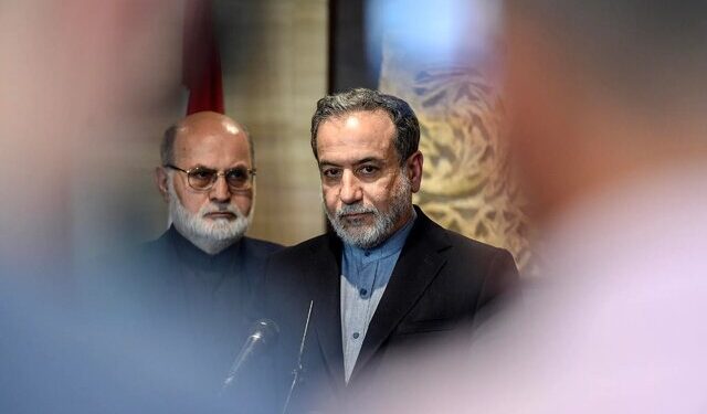 عراقچی: تهدید به بستن تنگه هرمز نکردیم، اگرچه در این زمینه توانمندی بالایی داریم