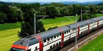 دبیر انجمن صنفی دفاتر خدمات مسافرتی خراسان رضوی: دستورالعمل جدید راه‌آهن کشور از بیکاری ۲۰۰۰ اپراتور قطار جلوگیری کرد