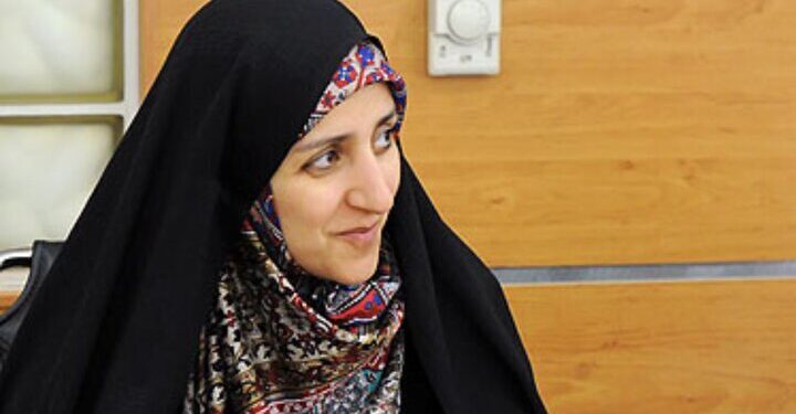 کلینیک ترک بی حجابی نوبرانه‌ای دیگر/این دکان نیز بسته می شود!