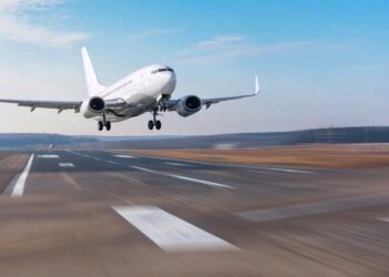 دبیر انجمن شرکت های هواپیمایی: بنزین هواپیما از ۶۰۰ تومان به ۷هزار تومان افزایش می‌یابد