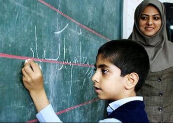 صدور بخشنامه بکارگیری معلمان حق‌التدریس جا مانده