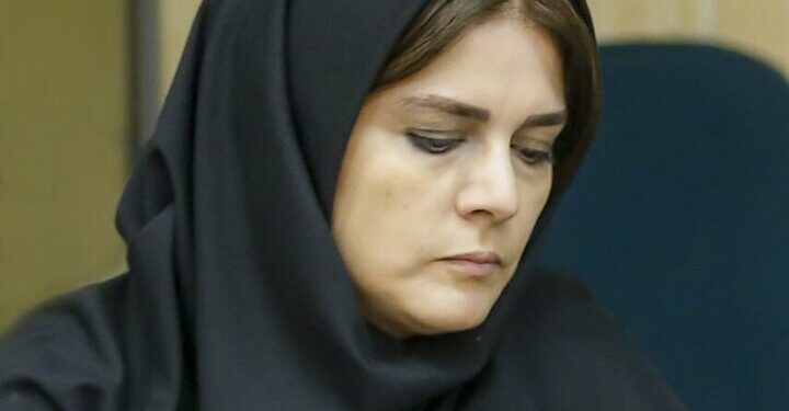 قتل وحشتناک یک خبرنگار زن توسط همسرش با دمبل و چاقو