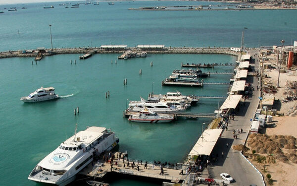امیر دریادار ایرانی خبر داد فاز اول اسکله جدید ارتش در بندر جاسک افتتاح می‌شود