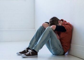 چگونگی برخورد والدین با بلوغ نوجوانان