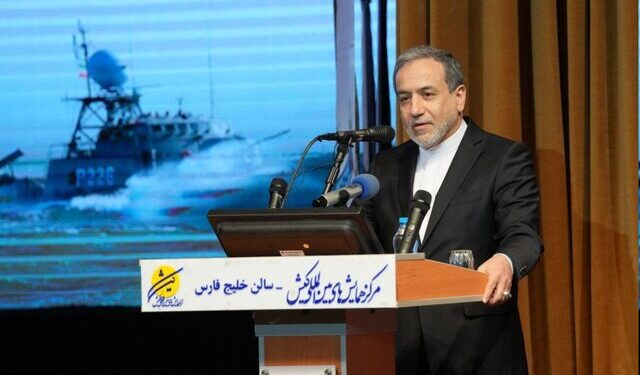 عراقچی: دیپلماسی بدون میدان و قدرت ناتوان است