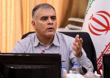 وزیر نفت خبر داد پیش‌بینی جمع‌آوری ۱۶ میلیارد مترمکعب گاز فلر تا پایان برنامه هفتم