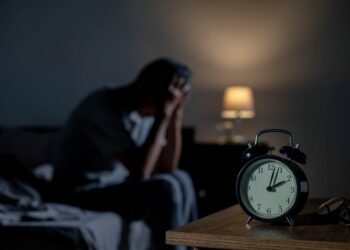 چرا بعد از 8 ساعت خواب هم هنوز احساس خستگی می‌کنیم؟