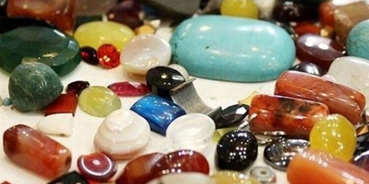 فروش و کلاهبرداری میلیاردی “جواهرات و شهابسنگهای تقلبی”